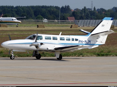 Product picture Cessna CaravanII F406 PILOT OPERATING HANDBOOK 1986